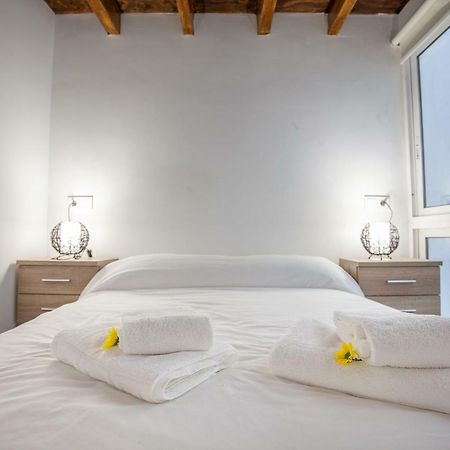 Pasaje Amores Iz. - Tranquilidad Y Vida Cultural En Centro Sevilla 4Px Екстериор снимка