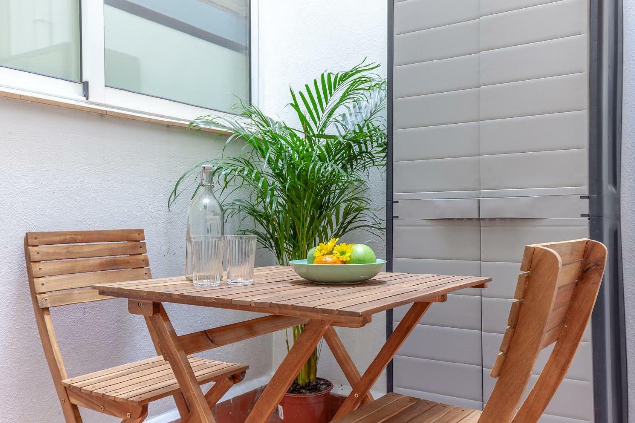 Pasaje Amores Iz. - Tranquilidad Y Vida Cultural En Centro Sevilla 4Px Екстериор снимка